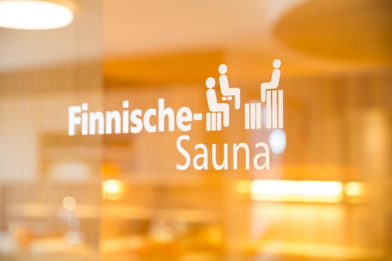 "Fewo Am Dorfplatz" - Annehmlichkeiten Von 4-Sterne Familien-Und Wellnesshotel Viktoria Koennen Mitgenutzt Werden Oberstdorf Exterior foto